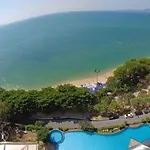 โรงแรม Adriatic Palace Pattaya