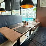 อพาร์ทเม้น Arcadia Beach Condominium *
