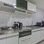 อพาร์ทเม้น Grosvenor House - Olympic Pool -