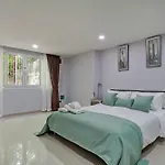 อพาร์ทเม้น Grosvenor House - Olympic Pool - Pattaya
