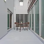 Grosvenor House - On The Phra Tamnak Hill