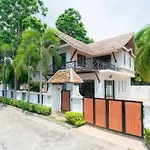Thai Home 23 3Br Near Hollywood