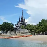 Club Royal Wongamat Pattaya