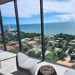 Luxus Condo Im Andromeda Pattaya