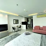 Sea View At Wong Amat Tower 3505 *