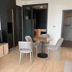 Edge Super Apartment