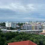 Single Bedroom Sea View With Balcony Unixx Apartment Pattaya
