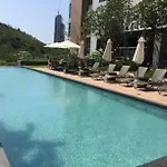 Single Bedroom Sea View With Balcony Unixx Apartment Pattaya