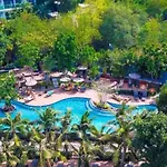 อพาร์ทเม้น Single Bedroom Sea View With Balcony Unixx Pattaya