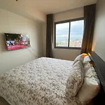 อพาร์ทเม้น Single Bedroom Sea View With Balcony Unixx Pattaya