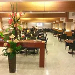 โรงแรม Suncity