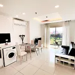 One Tower By Thaiminatorpattaya 11 อพาร์ทเม้น *