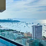 With Roof Pool อพาร์ทเม้น