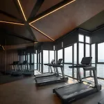 With Roof Pool *