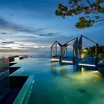 With Roof Pool Pattaya