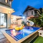 Natcha Villa 44
