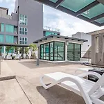 Luxe Aparthotel