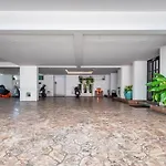 Luxe Aparthotel 3*