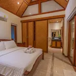 Orchid House Pattaya, Totally Private Pool * Pattaya