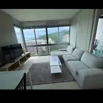 Luxury 70sqm 2 Bedroom Next To Walking Street อพาร์ทเม้น