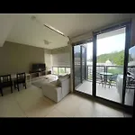 อพาร์ทเม้น Luxury 70sqm 2 Bedroom Next To Walking Street *
