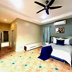 Pool Villa 5Bedroom Cosy Beach Pattaya Big Area Close To The Beach