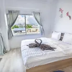 Hagone Condotel - Pool, Near & Steps To Weekend Market Pattaya