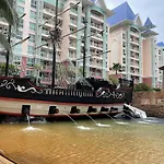 Grande Caribbean Condo