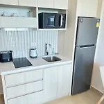 Apartment Olympus Garden By Lei Pattaya