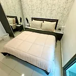 Arcadia Beach Continental 1Br Apt Mid-High Floor Pool View Cozy Vibes