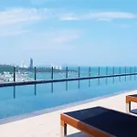 2 Bed Excellent Location Infinity Pool *