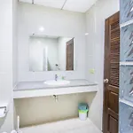 View Talay 5 - Beachfront Ocean View - High Floor & Huge Pool * Pattaya