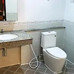 Zip & Restaurant Hotel 3*