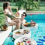 Luxury 3bed Pool Complex 5min To & Walking Street Villa Pattaya