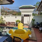 Luxury 3bed Pool Complex 5min To & Walking Street วิลล่า Pattaya