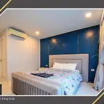Vegas Villa, วันหยุดที่บ้าน