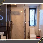 Vegas Villa, *