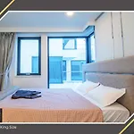 วันหยุดที่บ้าน Vegas Villa, *