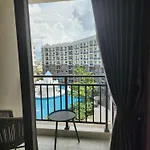 อพาร์ทเม้น Arcadia Continental Resort, Pattaya