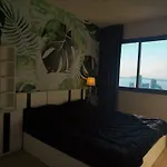 Sea View High Floor 2 Bed * Pattaya