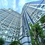 Arcadia Millennium Tower Beach Holiday
