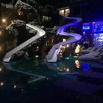 Centara Avenue Pool View B72 อพาร์ทเม้น *