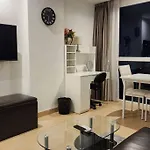 อพาร์ทเม้น Centara Avenue Pool View B72 Pattaya