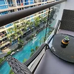 Centara Avenue Pool View B72 Pattaya