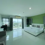 Baan By Sabai Near By God โรงแรม