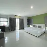 โรงแรม Baan By Sabai Near By God Pattaya