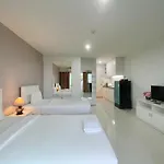 Baan By Sabai Near By God โรงแรม Pattaya