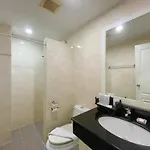 โรงแรม Baan By Sabai Near By God Pattaya