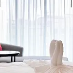 Central Pattaya Condo With Roof Top Pool