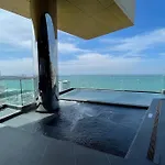 With Roof Pool Pattaya